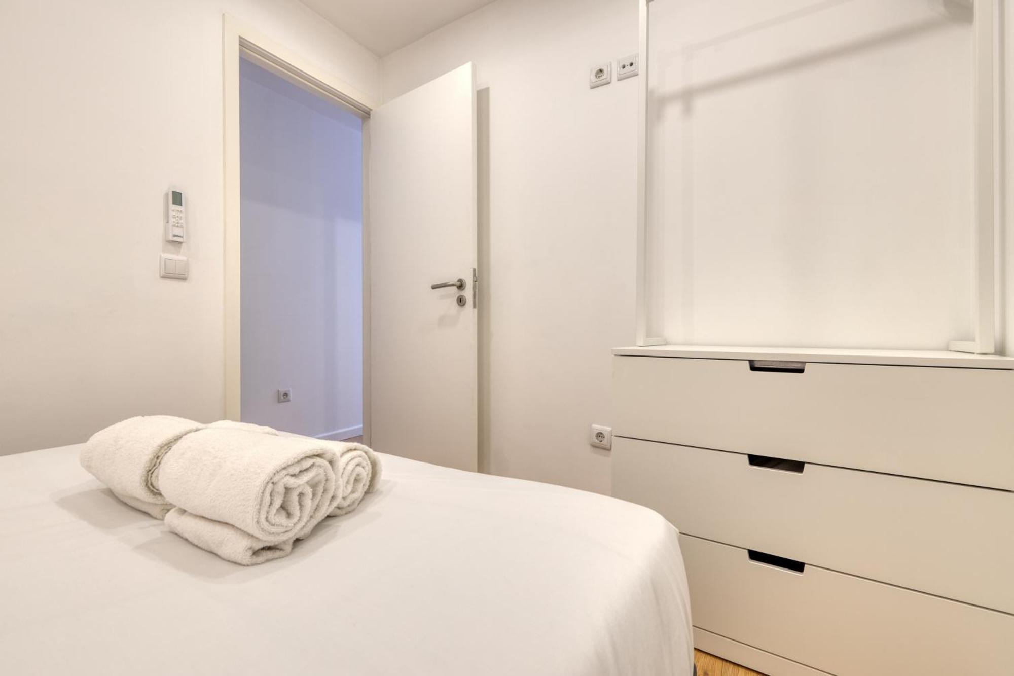 Oporto Guest Heroismo Flat Exterior photo